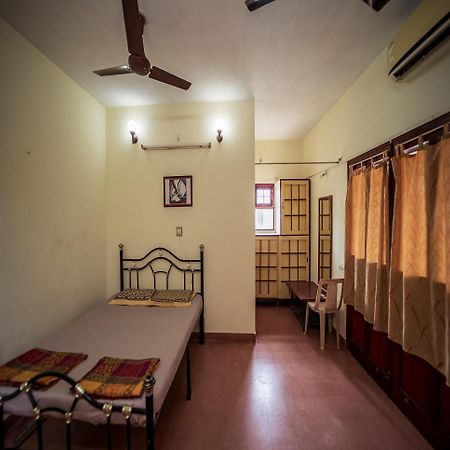 Sacar Guest House بونديتْشيري المظهر الخارجي الصورة